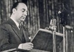 pablo-neruda-en-lecture-publique-lors-de-sa-visite-en-urss-en-1950