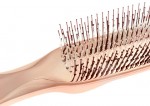 scalp-brush